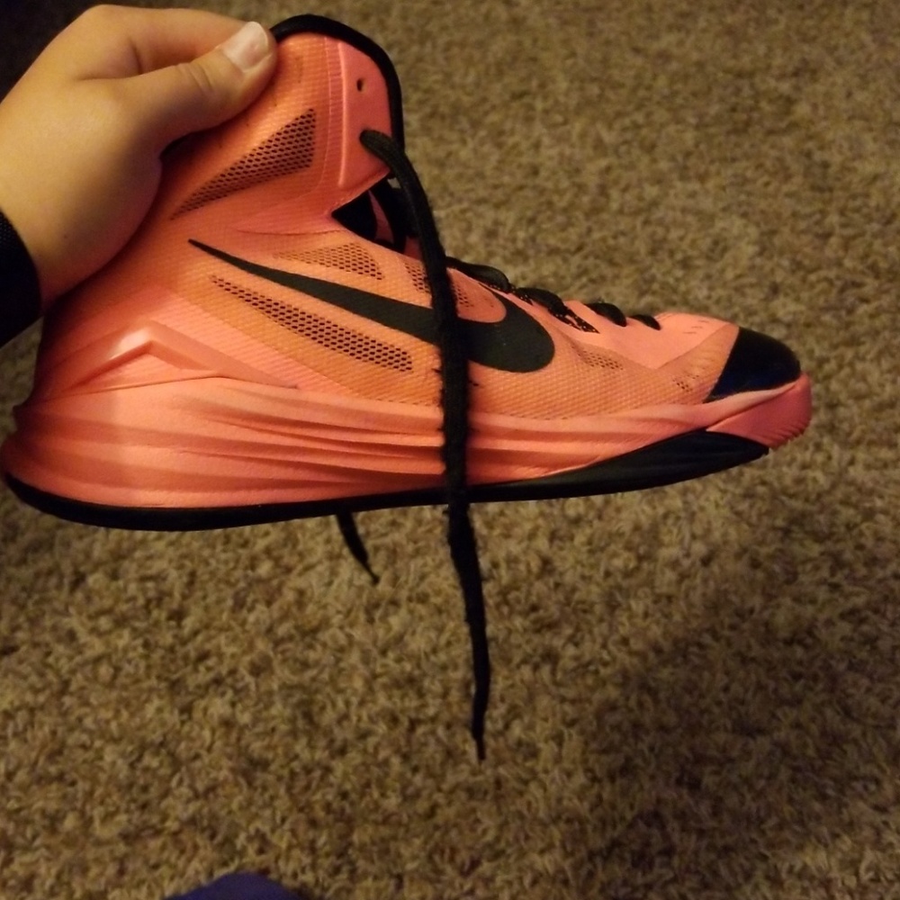Hyperdunk basketball shoes